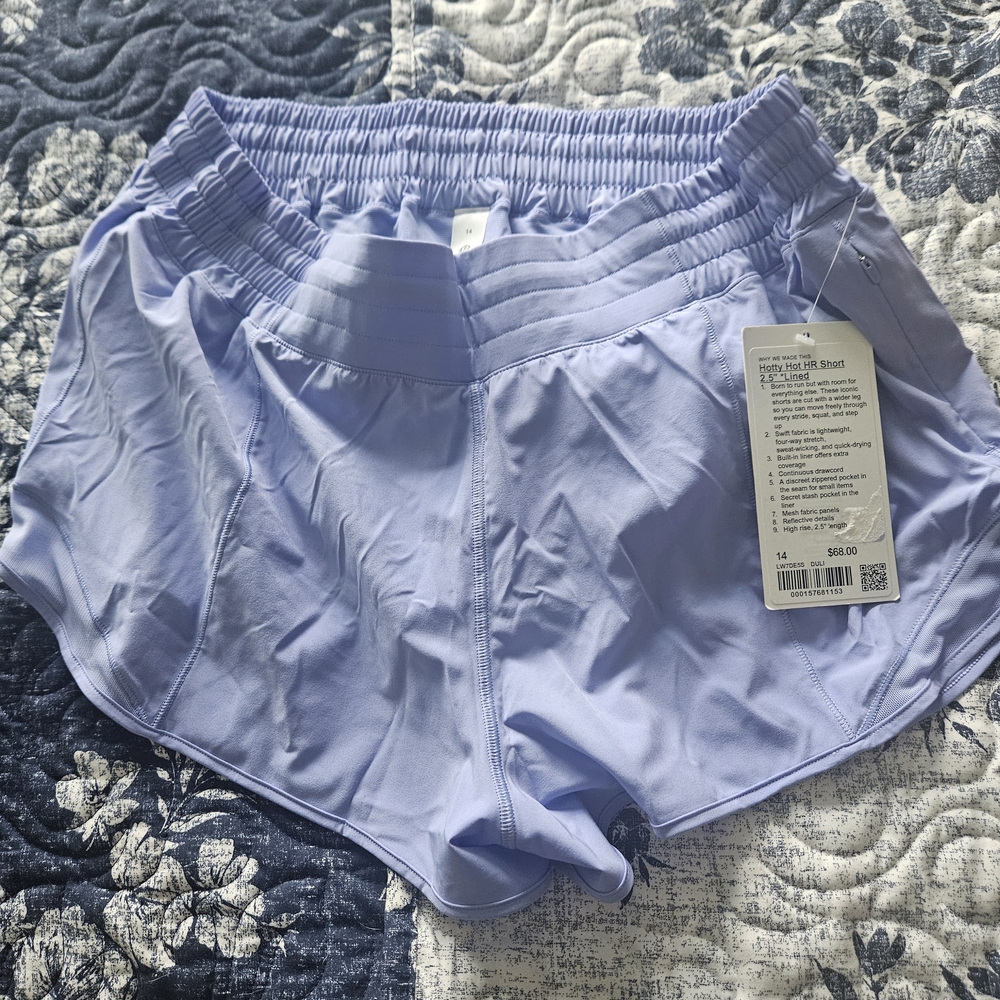 lululemon athletica Women’s Athletic Shorts in Light Lavender